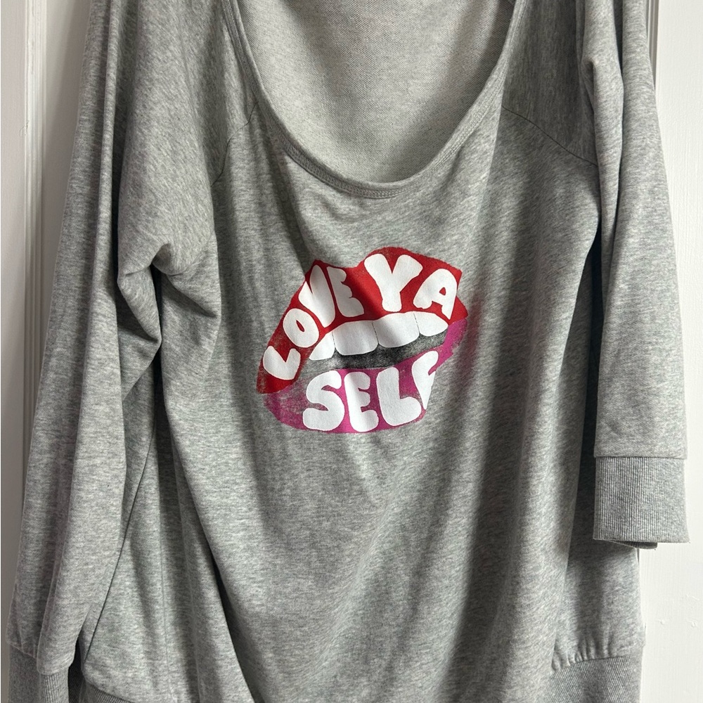Gray Graphic Women's Top